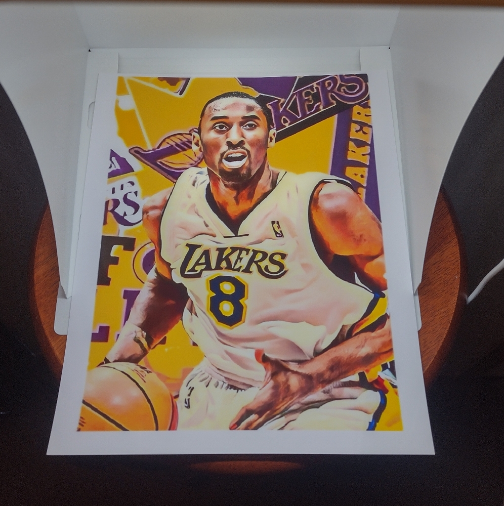 NEW! KOBE BRYANT LAKERS 8.5x11 ULTRA PREMIUM GLOSSY COLOR ART BASKETBALL POSTER!